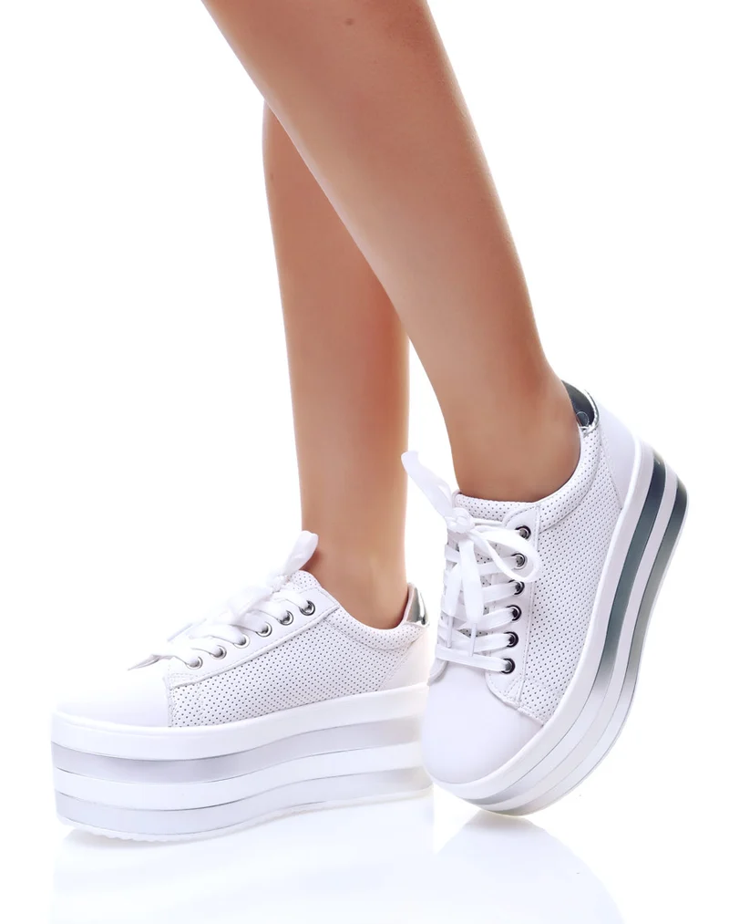 Baskets compensées blanches