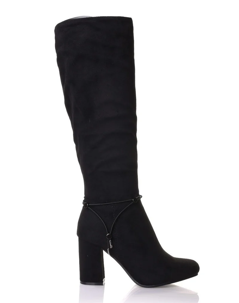 Bottes noires entièrement suédine fourrées