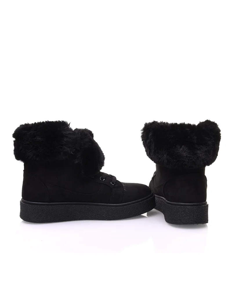 Chaussures noires montantes fourrées