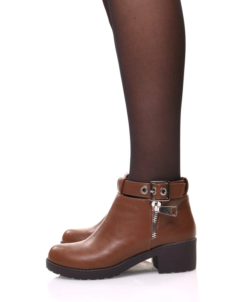 Bottines camel à boucles chevilles