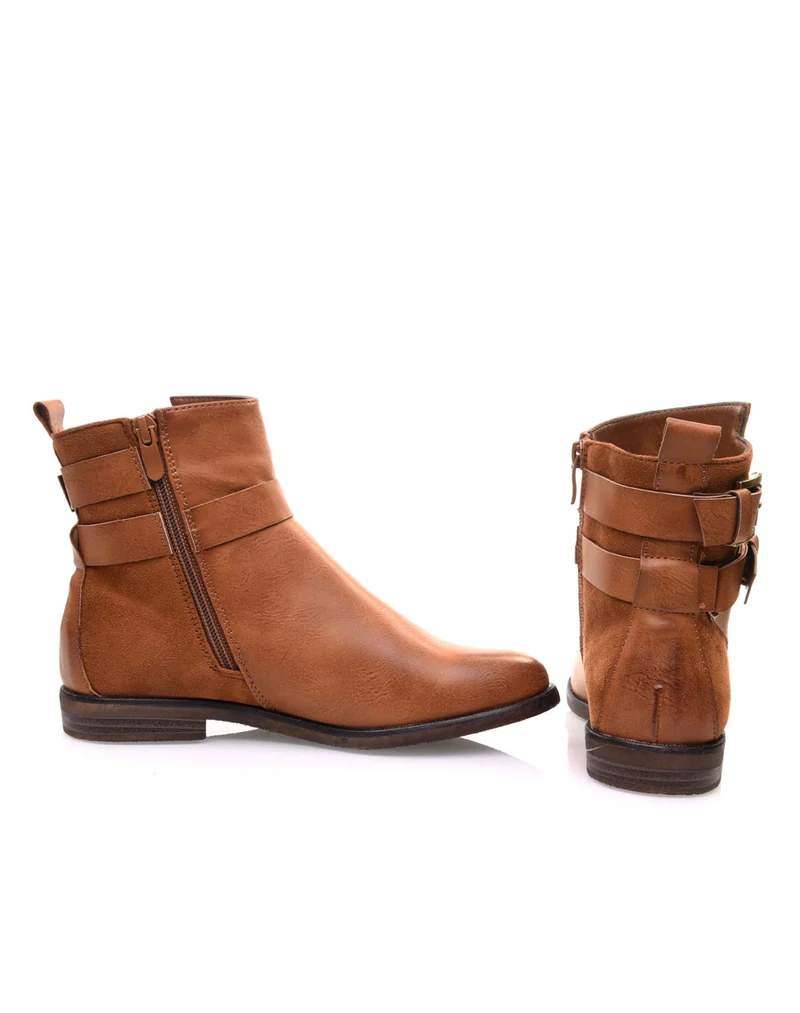 Bottines camel semi-montantes à boucles