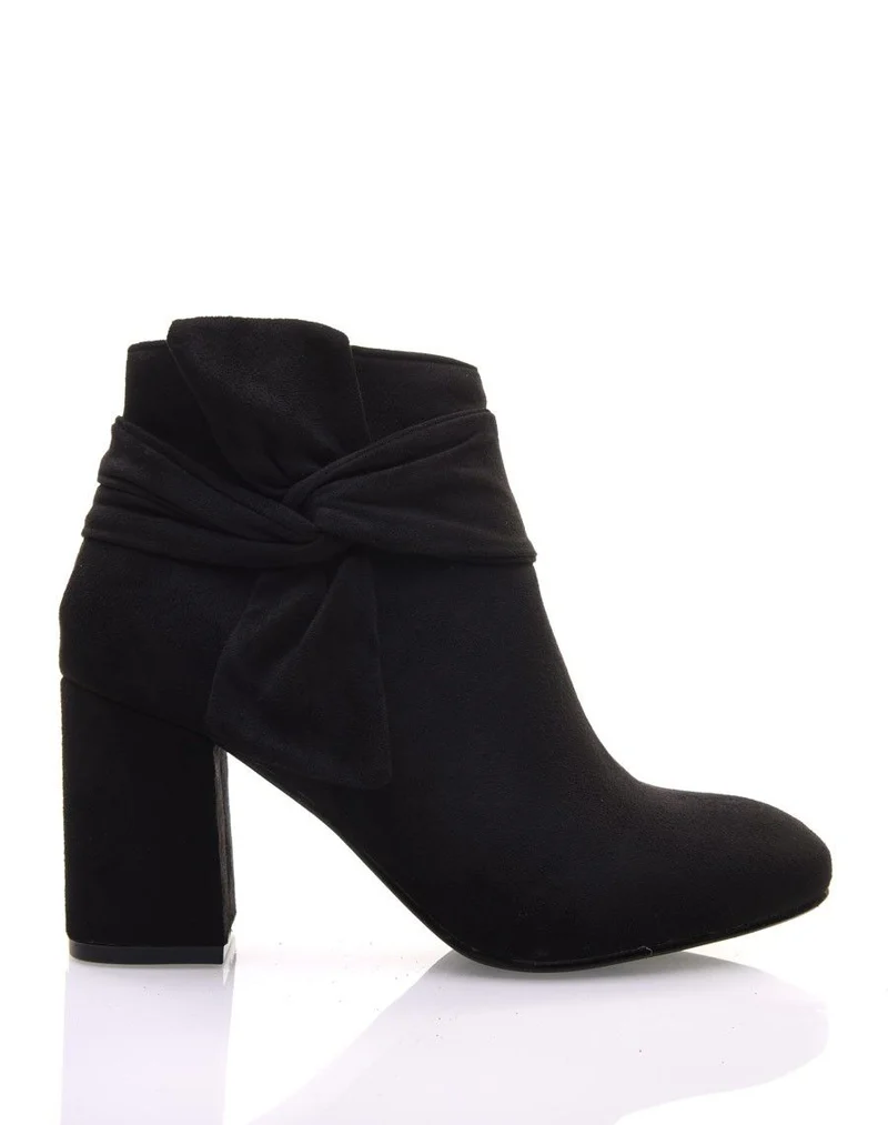 Bottines noires à n?ud