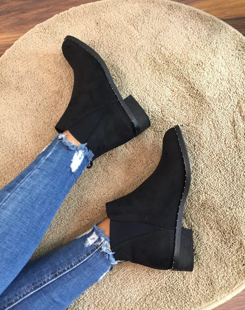 Bottines en suédine noires