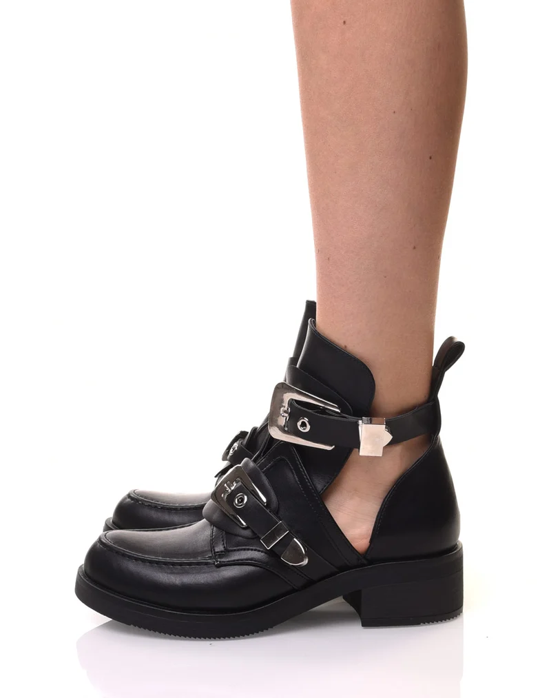 Bottines noires plates ajourées avec sangles