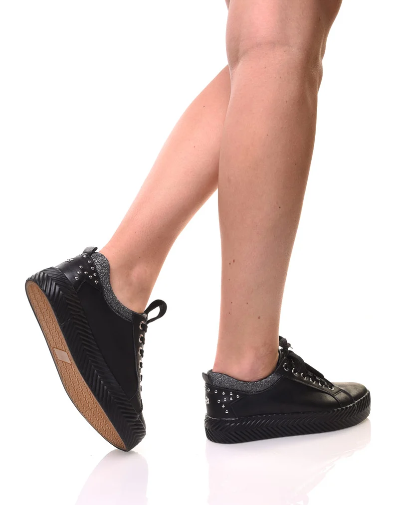 Baskets noires semelles épaisses à motifs
