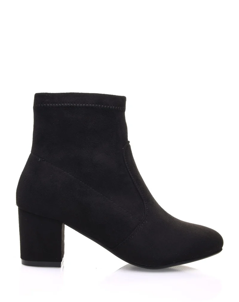 Bottines noires entièrement en suédine talons épais mi haut