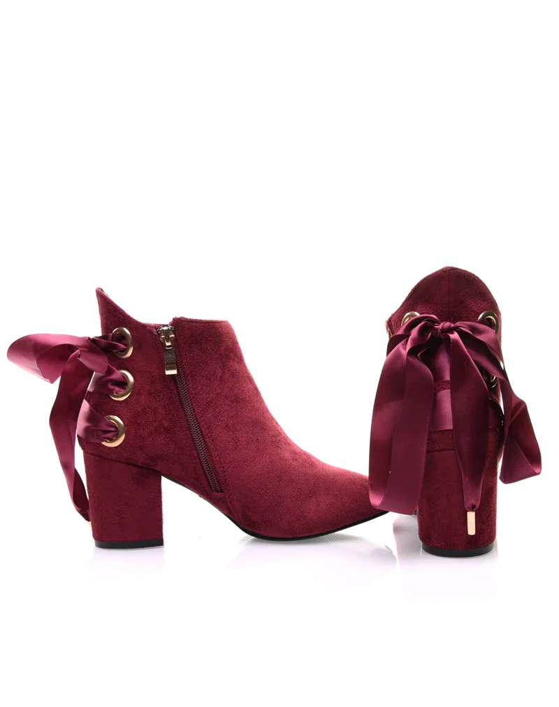 Bottines bordeaux talons mi hauts lacets en satin