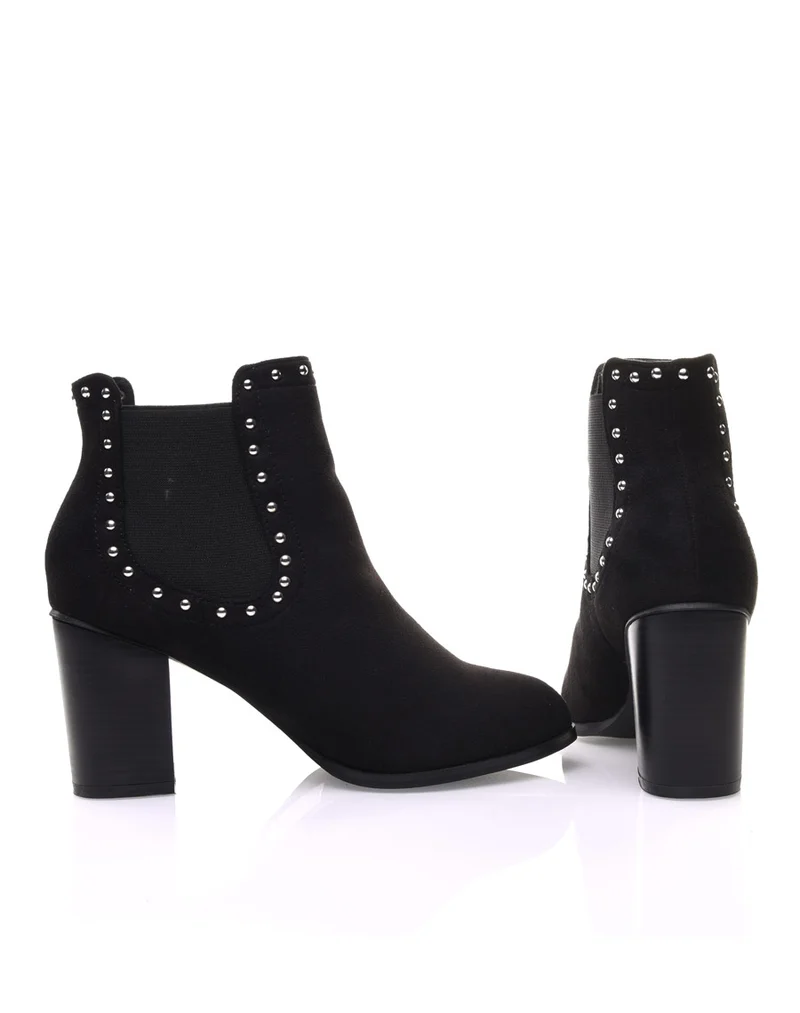 Chelsea boots noirs ornés de clous et à talons