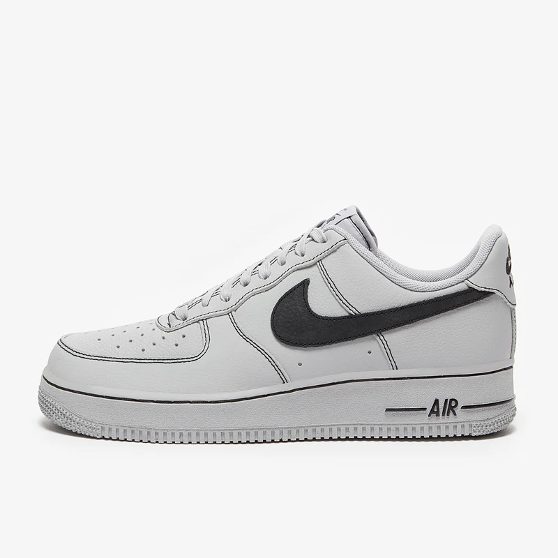 Nike Air Force 1 '07 LV8