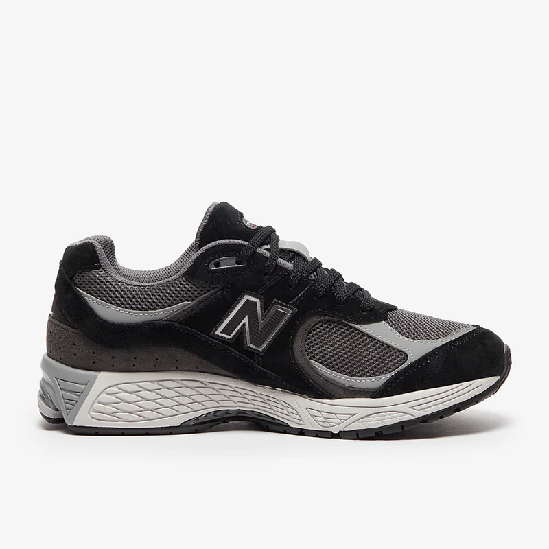 New Balance 2002R