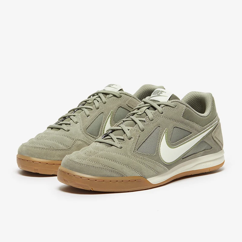 Nike Sportswear Gato