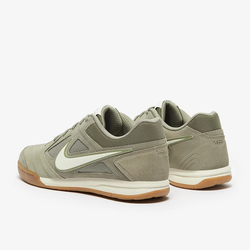 Nike Sportswear Gato