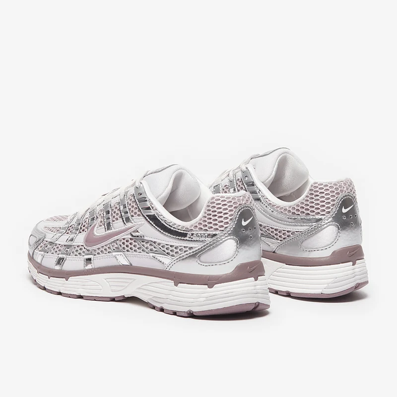 Nike Sportswear P-6000 pour Femme