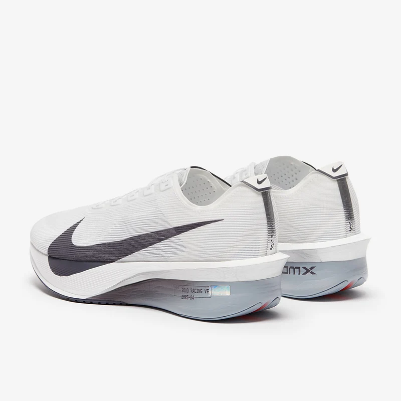 Nike ZoomX Vaporfly Next% 4