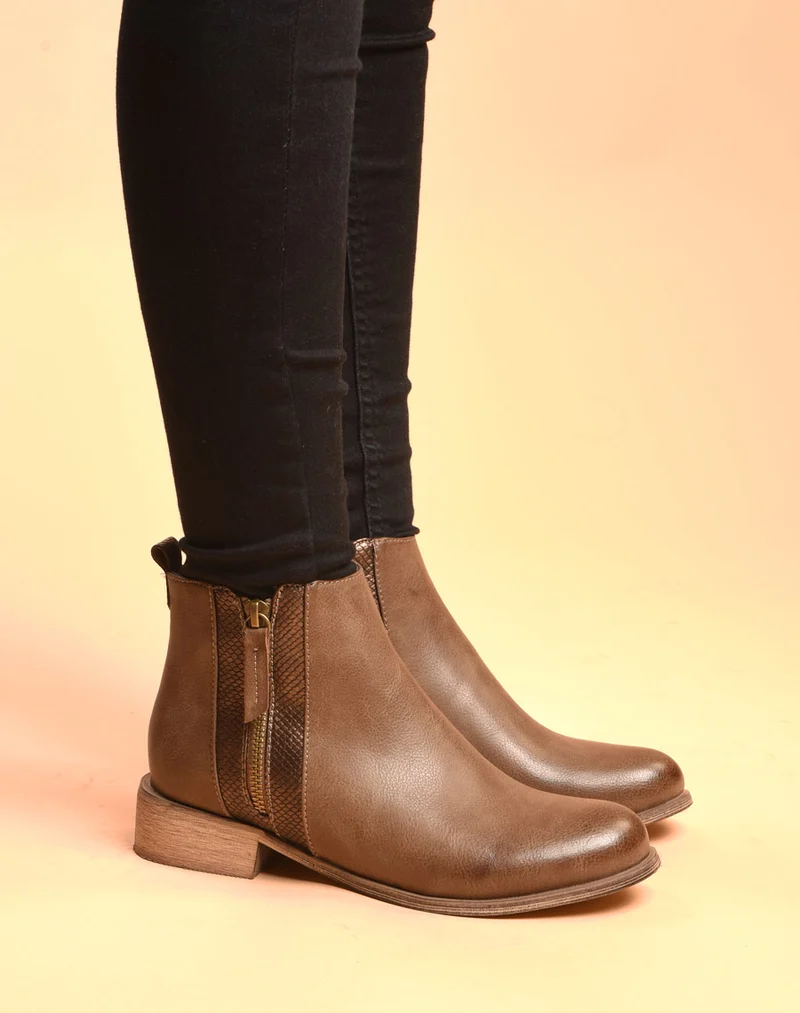 Bottines plates taupes avec motifs python