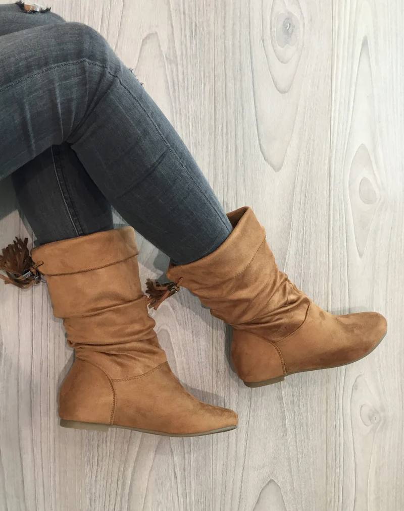 Bottes mi hautes camel avec rabat sur le haut