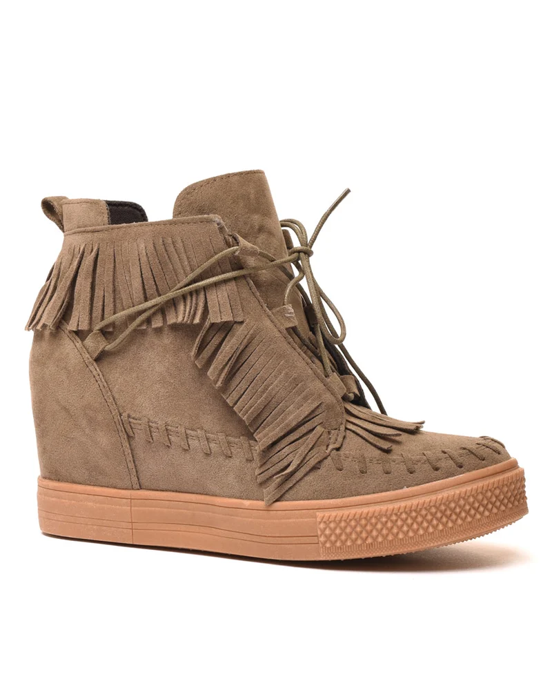 Baskets kaki clair compensées en suédine à franges