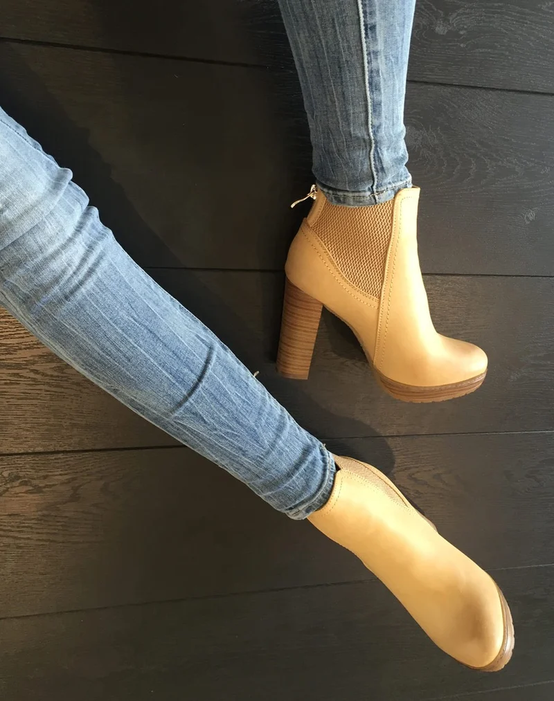 Chelsea boots camel à talons