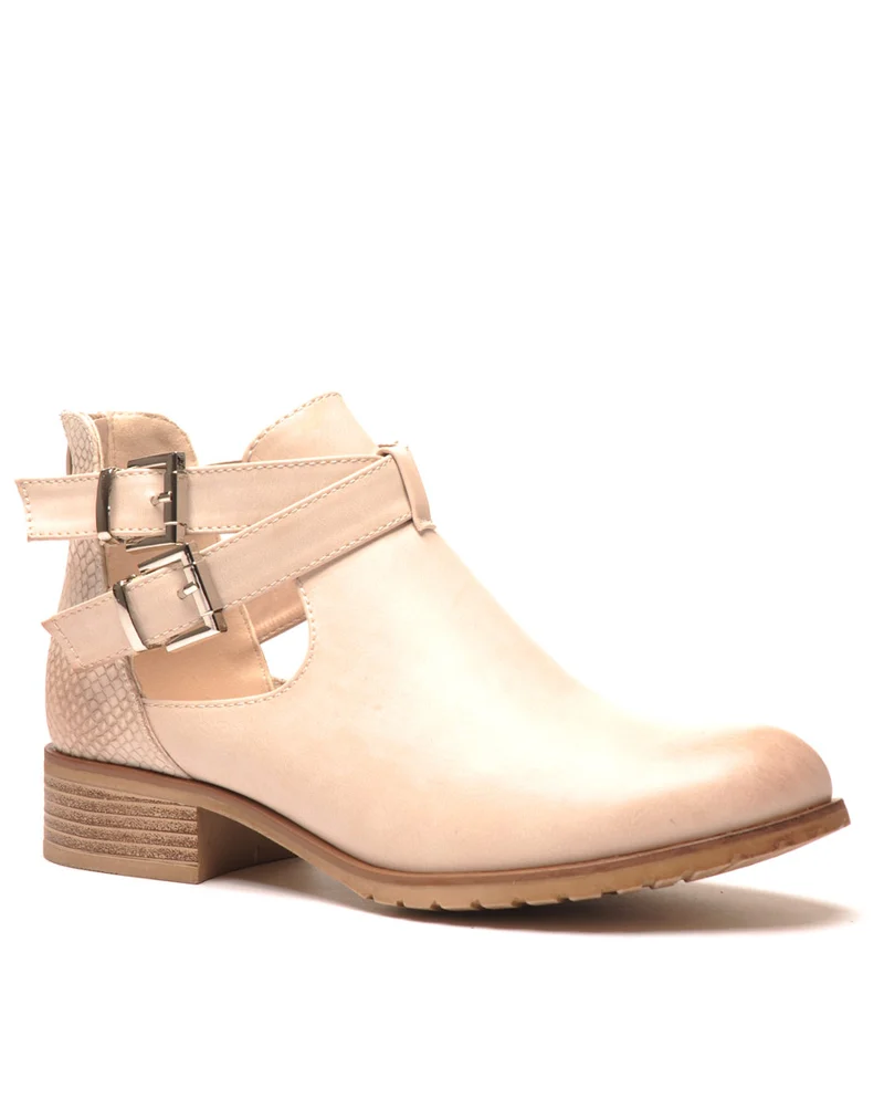 Bottines beige ajourées avec lanières