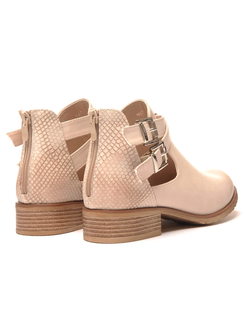 Bottines beige ajourées avec lanières
