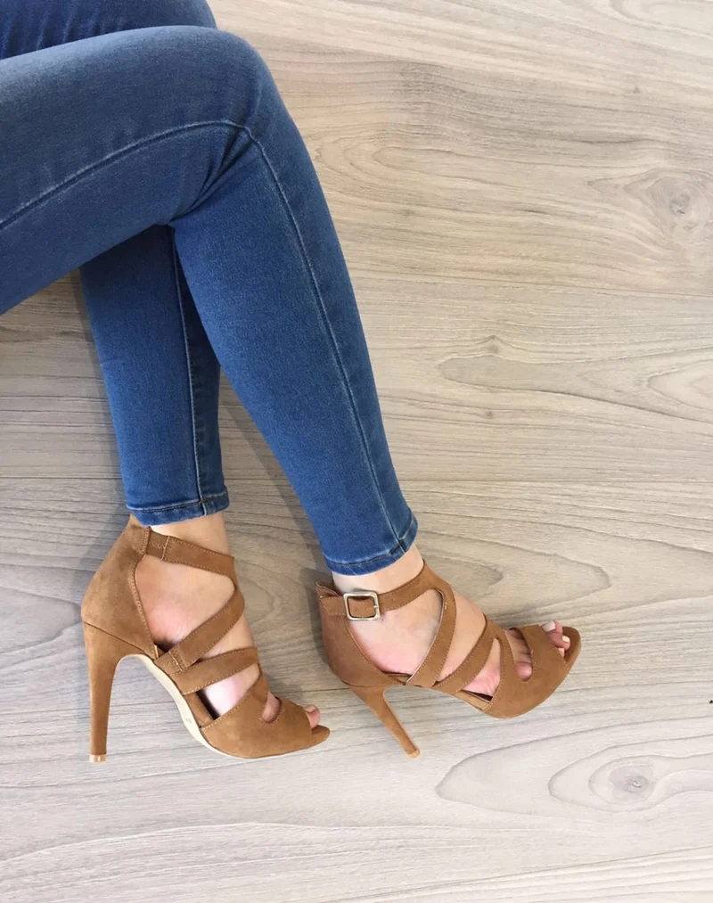 Escarpin camel ouvert