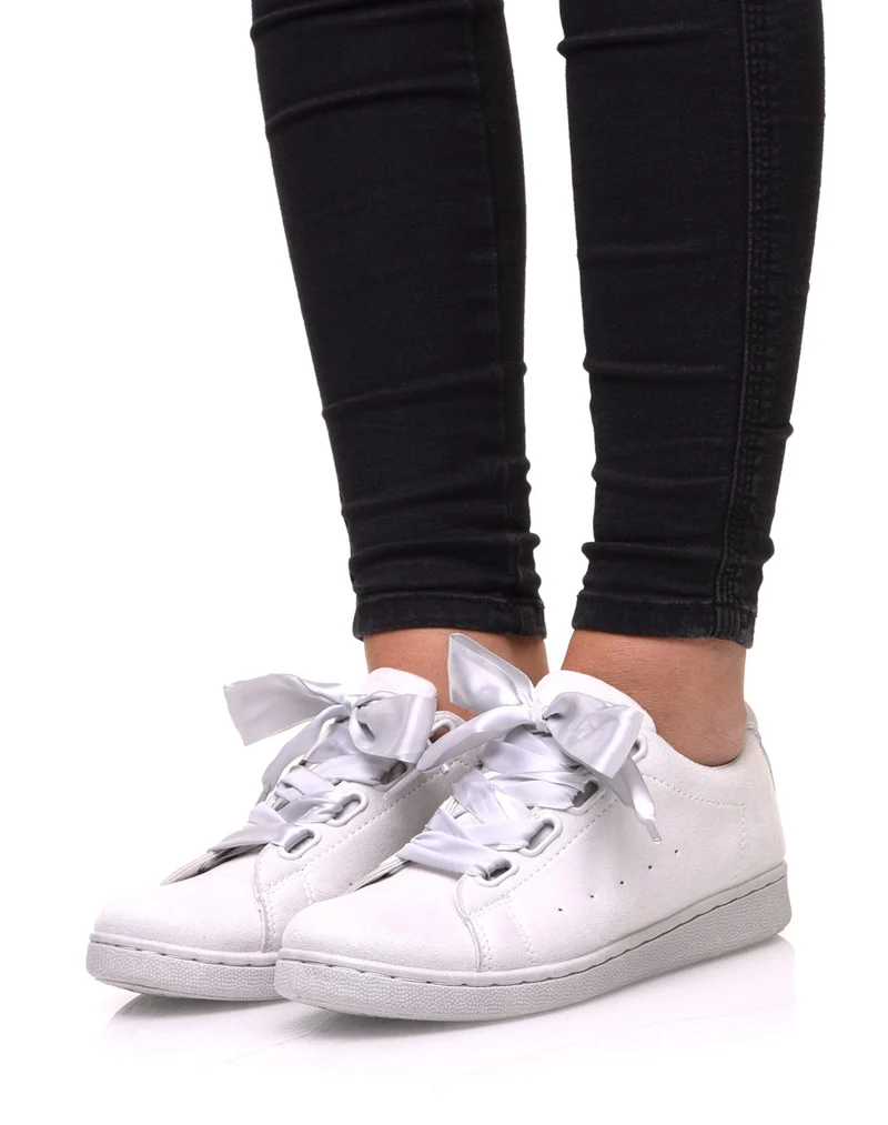 Sneakers grises en suédine