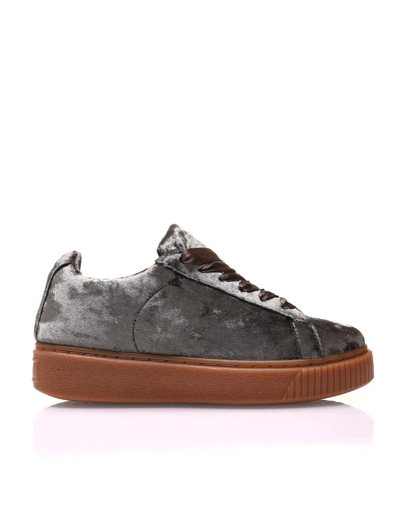 Baskets kaki en velours
