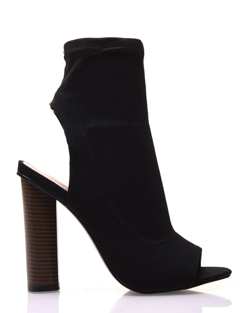 Bottines chaussettes noires à talons