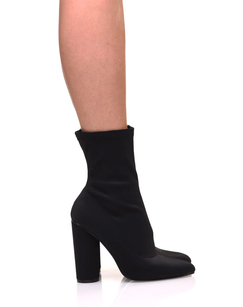 Bottines montantes noires à talons