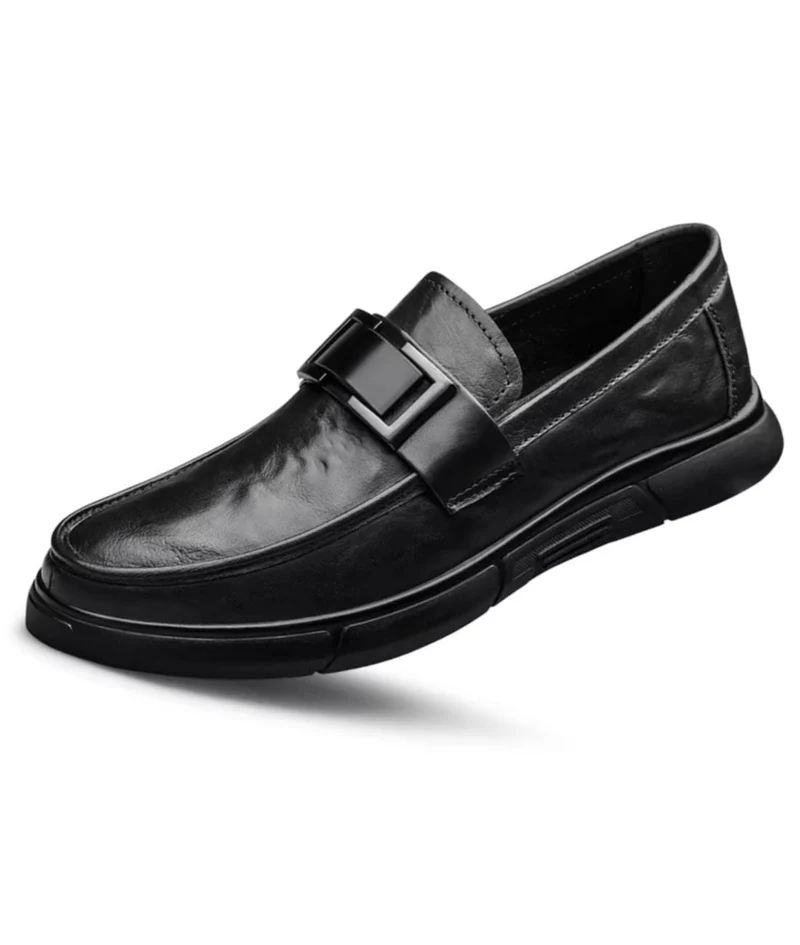 Mocassins En Cuir Noir À Semelle Épaisse Et Fermoir
