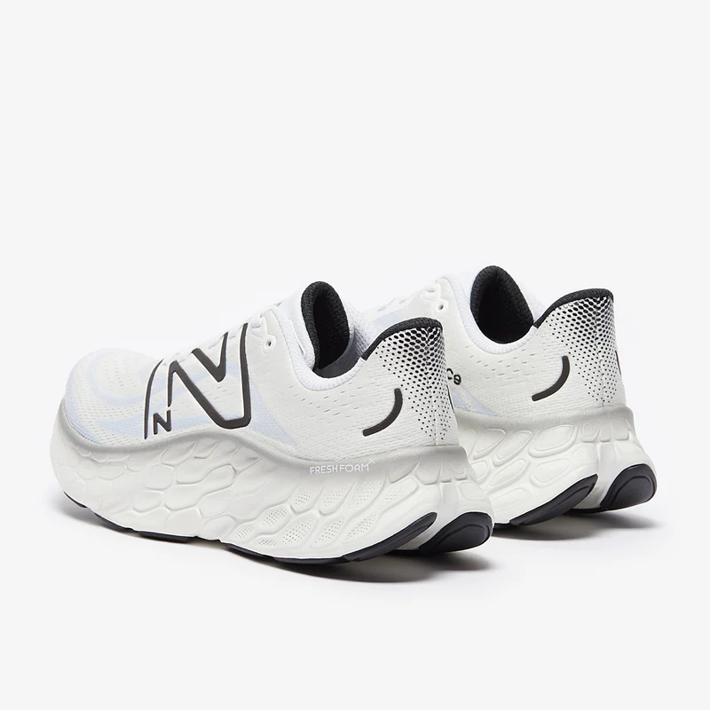 New Balance Fresh Foam X More V4