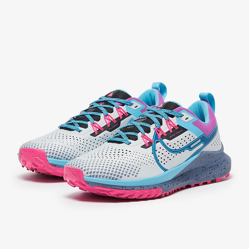 Nike Femme React Pegasus Trail 4 SE