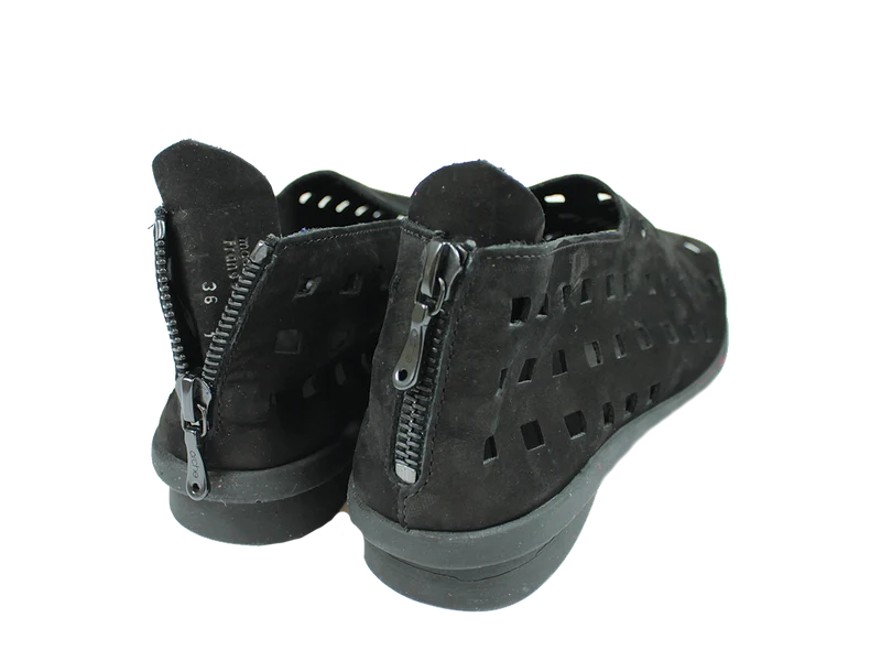 Arche Drick Black
