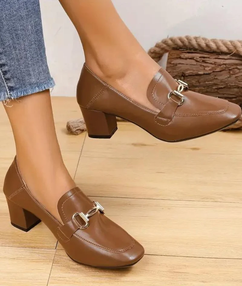Mocassins Vintage À Talons Et Chaînettes En Cuir Pour Femmes