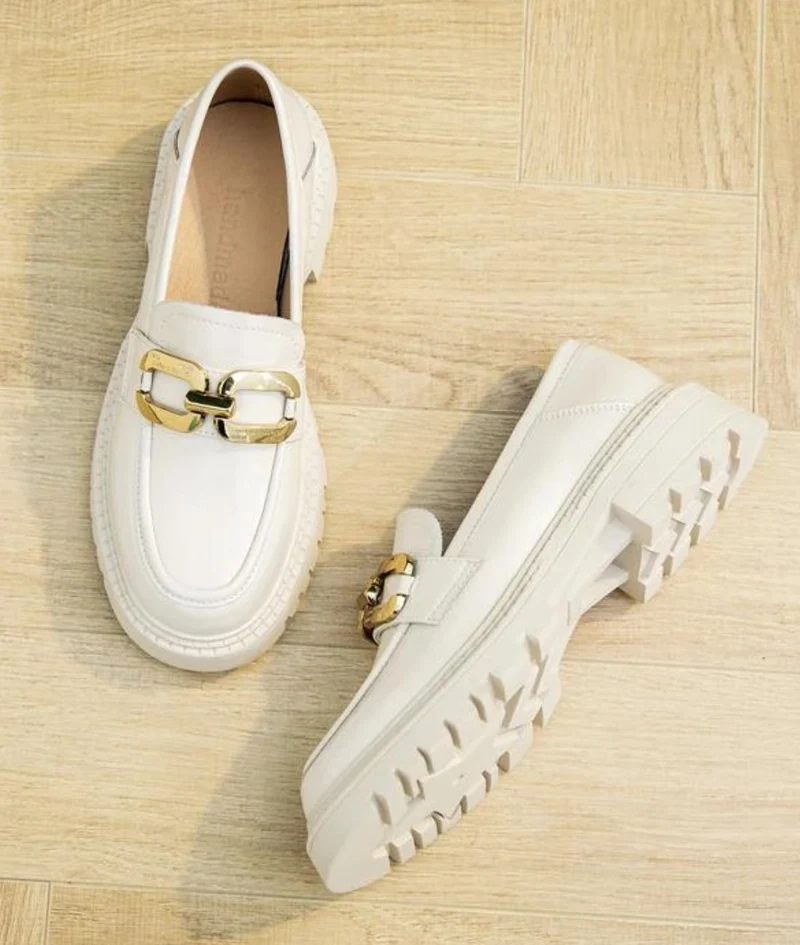 Mocassins Vernis À Semelle Épaisse et Grosse Boucle