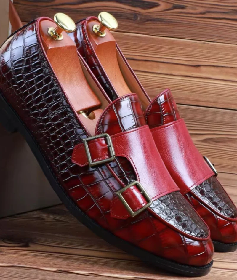 Mocassins En Cuir Vernis Rouge Grain Crocodile