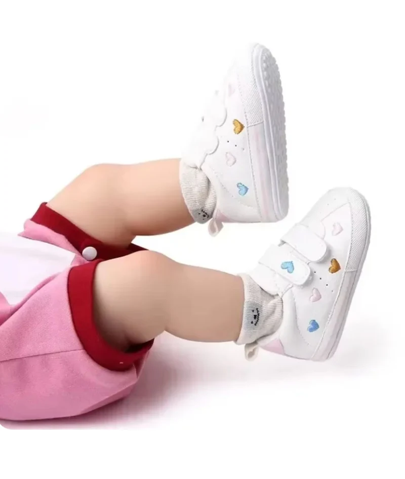 Mocassins Pour Bébé Fille À Motif Coeur