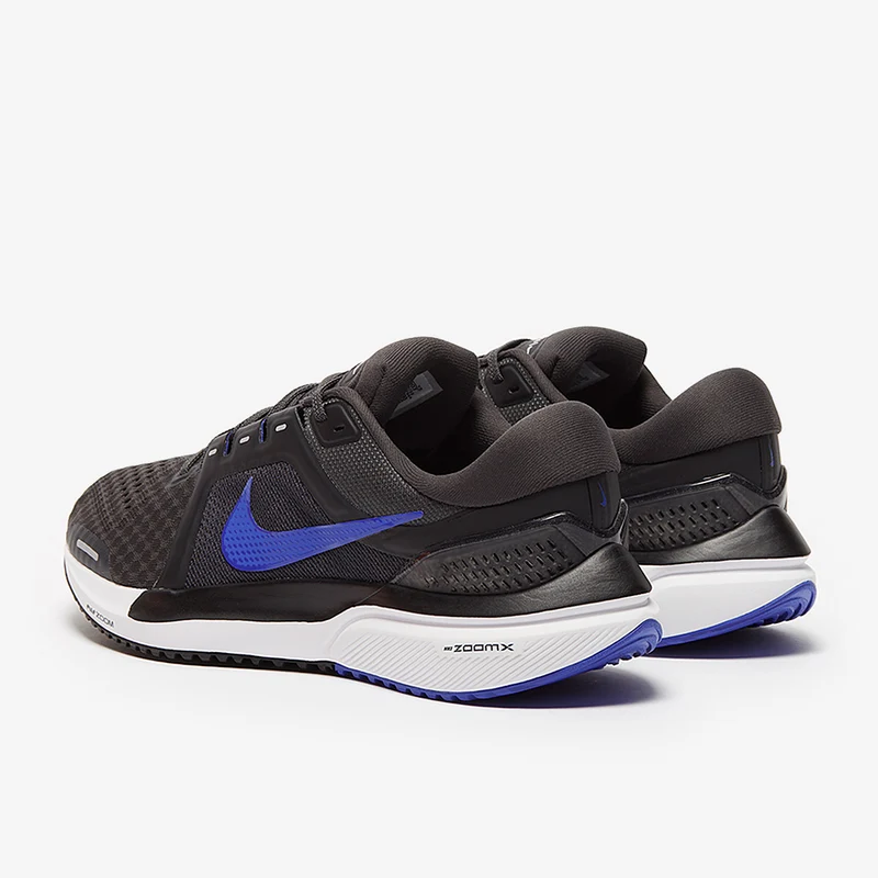 Nike Chaussure de running sur route pour homme Vomero 16