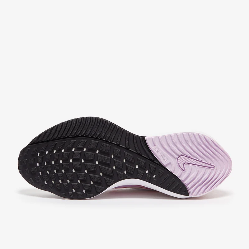 Nike Femme Air Zoom Vomero 16