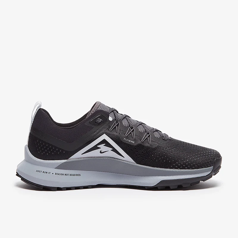 Nike Chaussure de trail pour homme Pegasus Trail 4