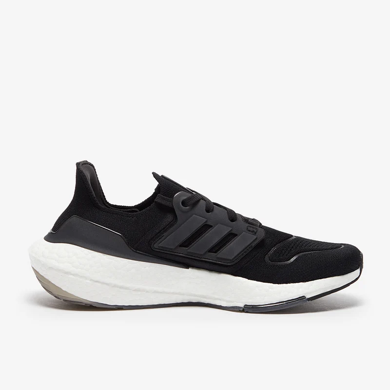 adidas Ultraboost 22