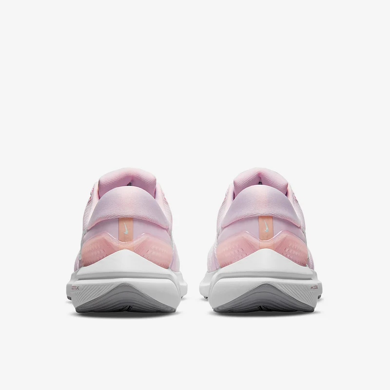 Nike Femme Air Zoom Vomero 16