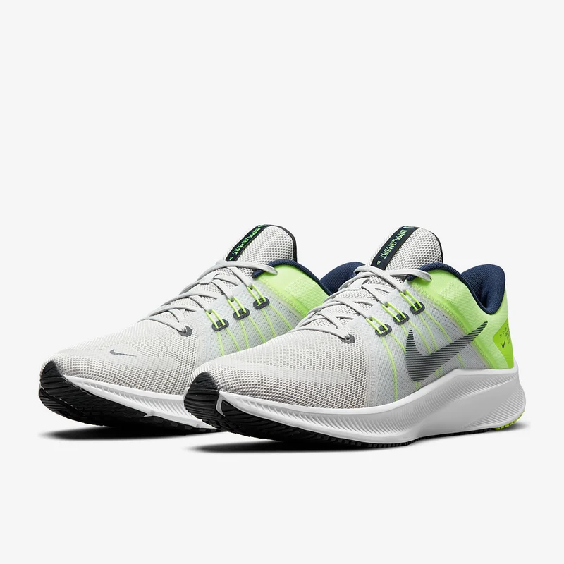 Nike Quest 4 - Photon Dust/Bleu Nuit Glow