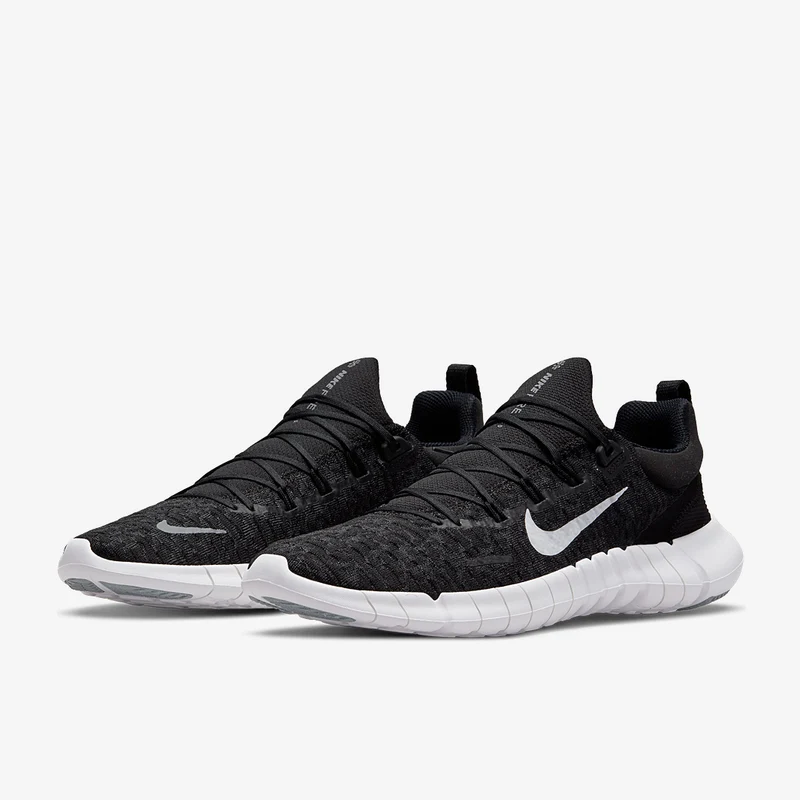 Nike Chaussure de running sur route pour homme Free Run 5.0