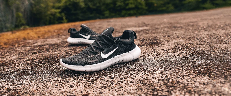 Nike Chaussure de running sur route pour homme Free Run 5.0